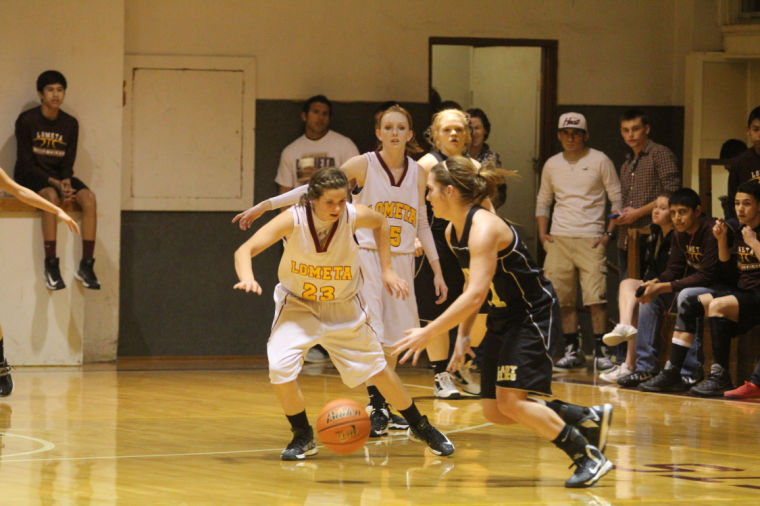 LometaEvantGIRLSBasketball33.jpg